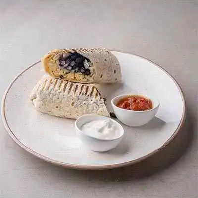 Mexicano Egg Burrito Wrap with Beans and cheese